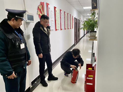 开展节前安全巡察.jpg